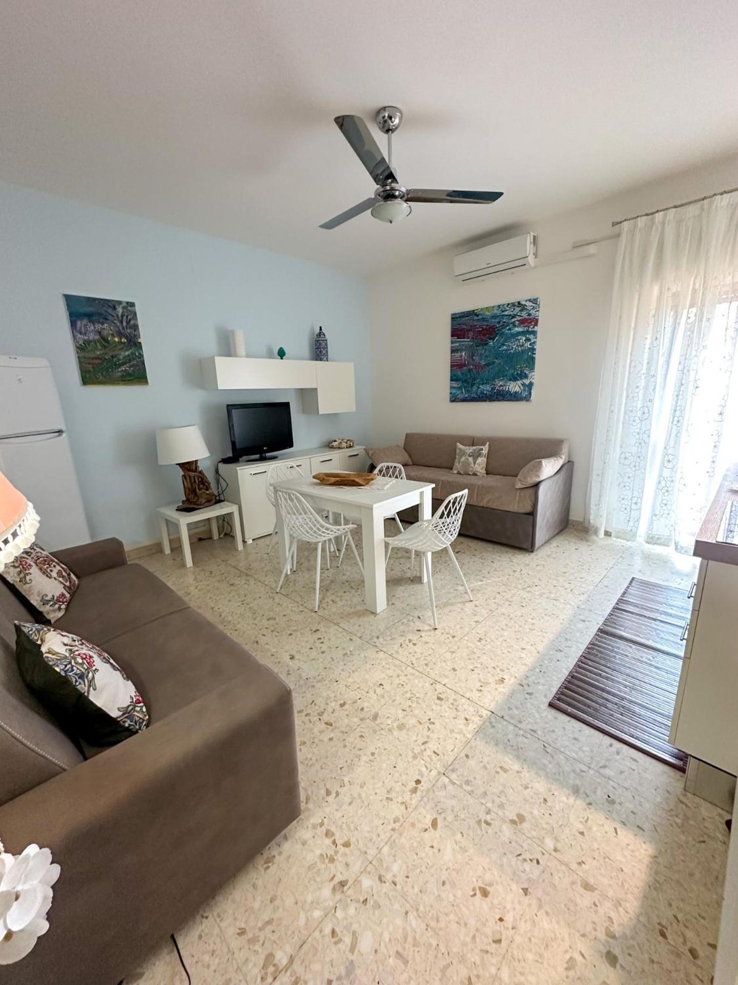 מילאצו Kalos Apartments מראה חיצוני תמונה