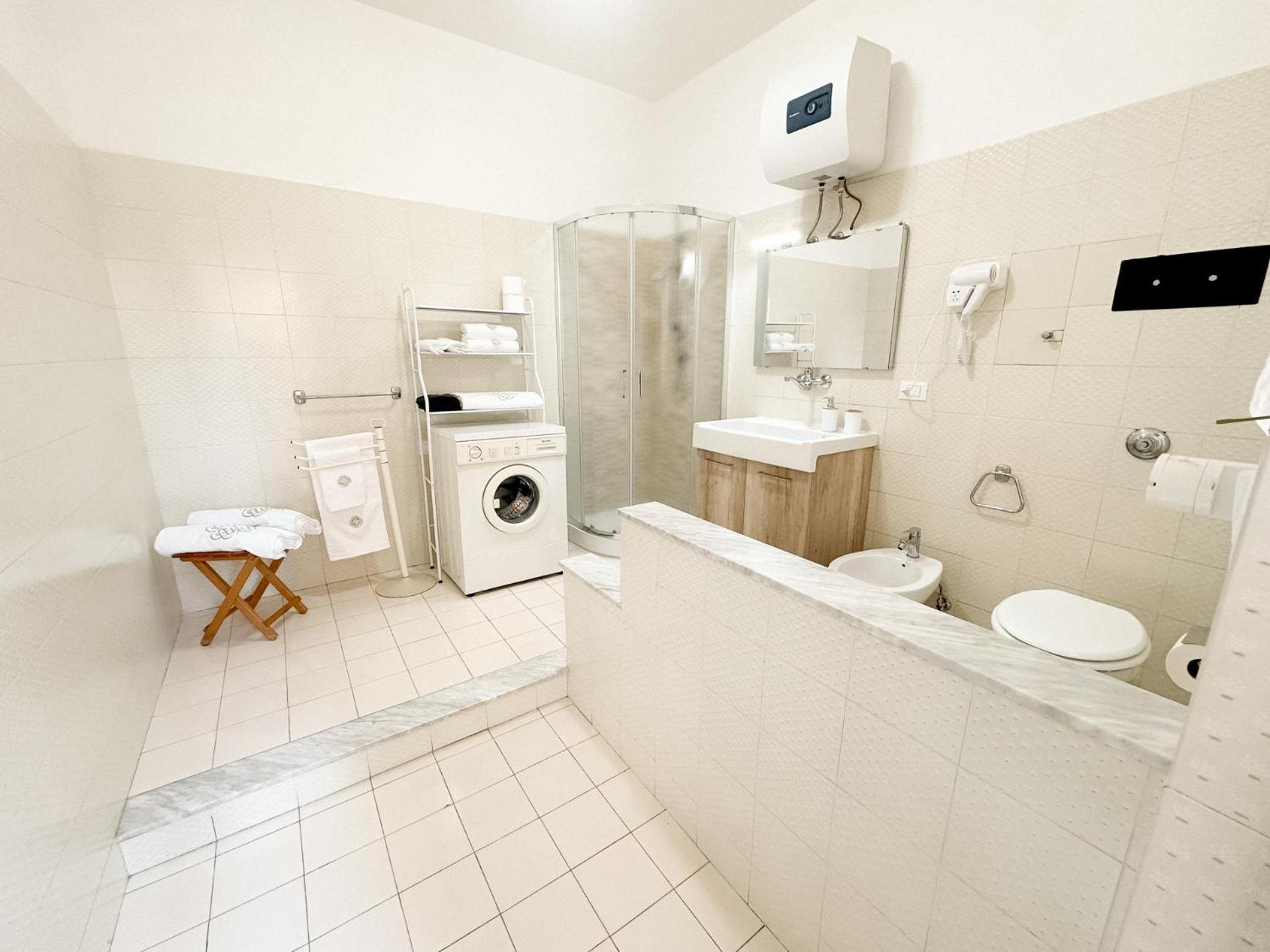 מילאצו Kalos Apartments מראה חיצוני תמונה