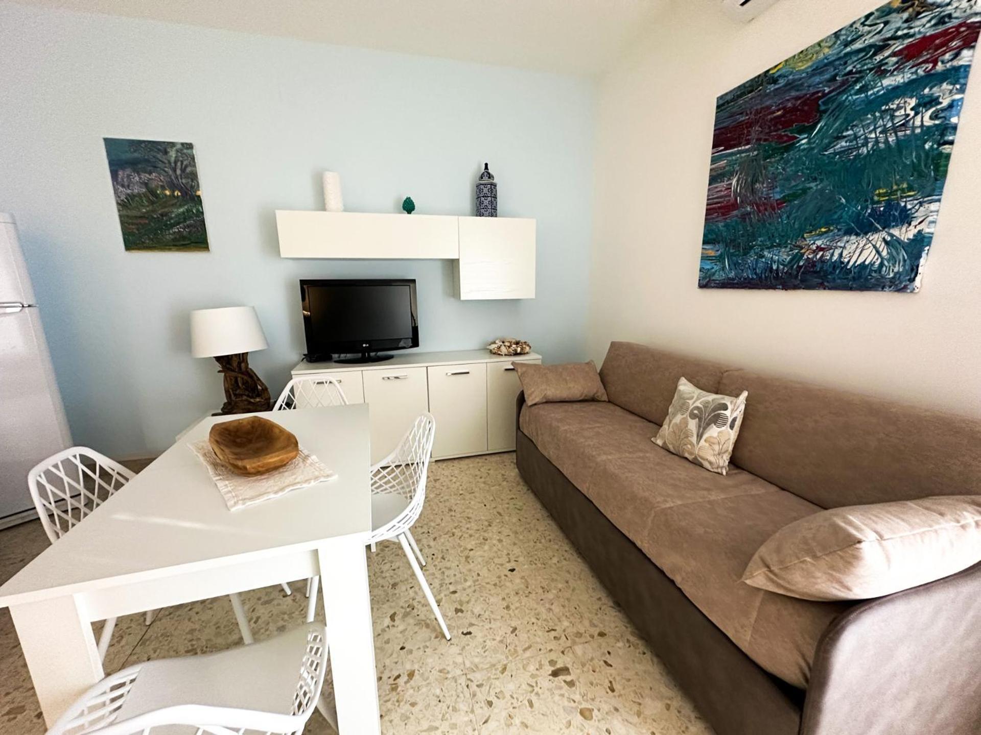 מילאצו Kalos Apartments מראה חיצוני תמונה